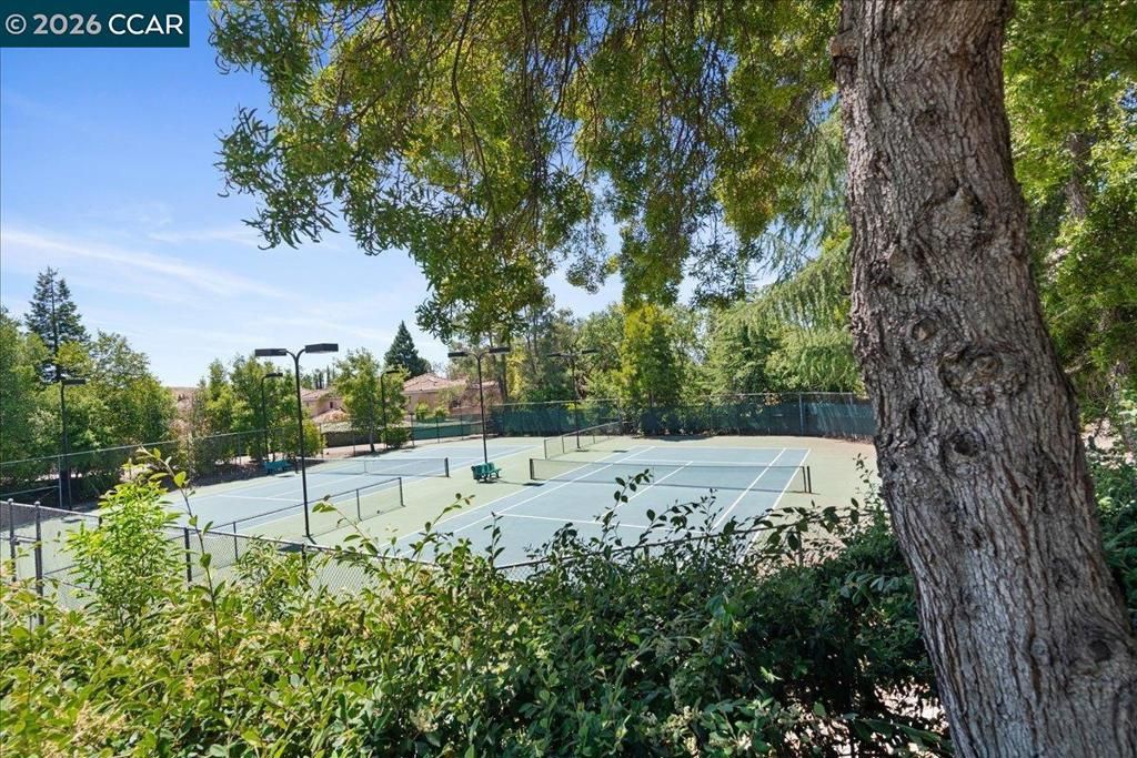Image 31 of property listing at 106 Copper Ridge Rd, San Ramon, CA 94582