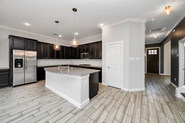 8913 Aventino Way, Houston, TX 77080