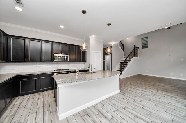 8913 Aventino Way, Houston, TX 77080