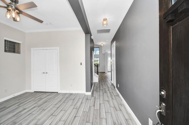 8913 Aventino Way, Houston, TX 77080