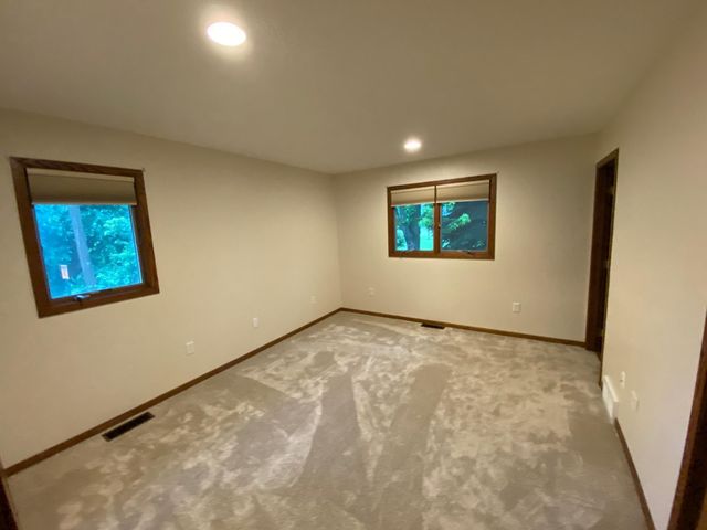 220 S 2nd Street, Bird Island, MN 55310