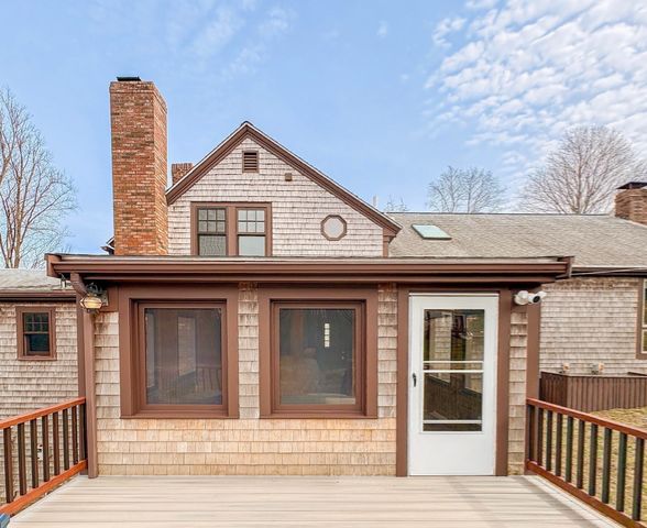 215A Sohier St, Cohasset, MA 02025