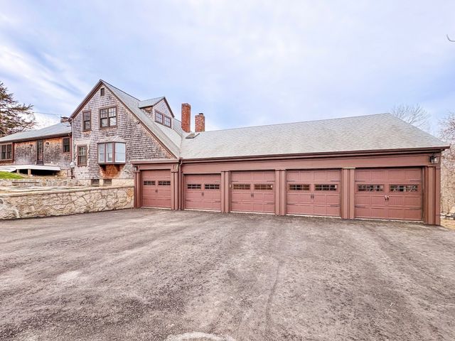 215A Sohier St, Cohasset, MA 02025