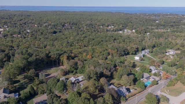 215A Sohier St, Cohasset, MA 02025
