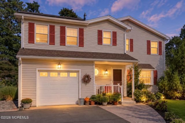 23 Dolphin Way, Waretown, NJ 08758