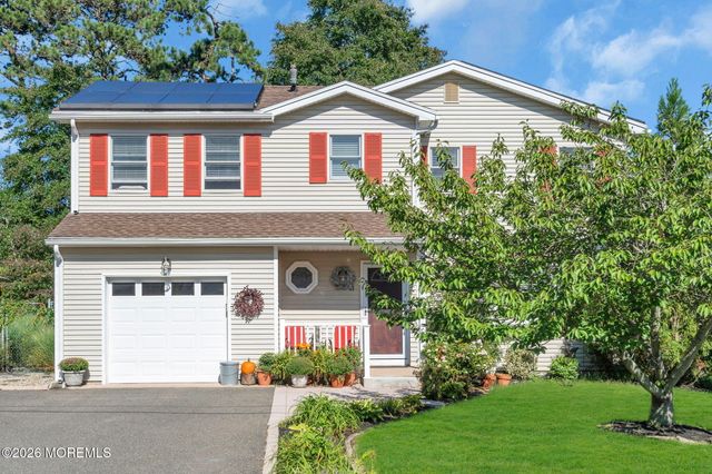 23 Dolphin Way, Waretown, NJ 08758
