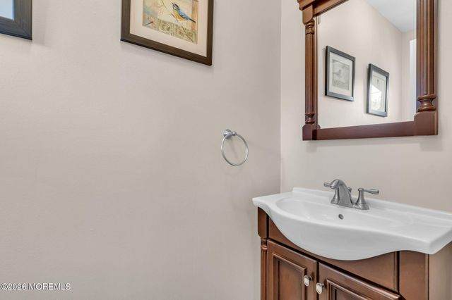 23 Dolphin Way, Waretown, NJ 08758