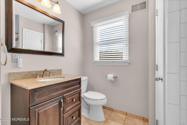 23 Dolphin Way, Waretown, NJ 08758