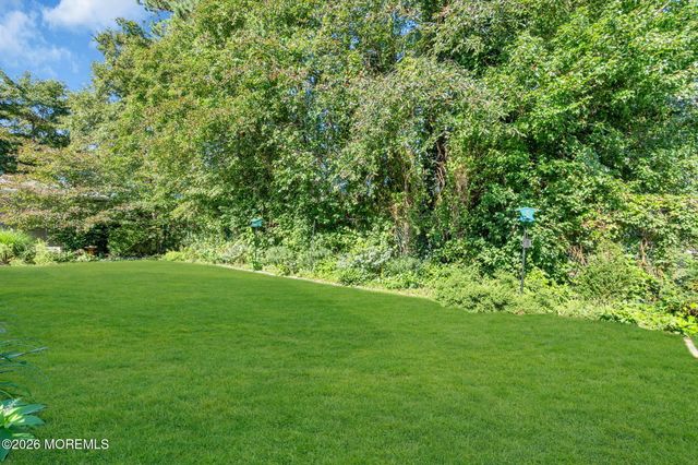 23 Dolphin Way, Waretown, NJ 08758