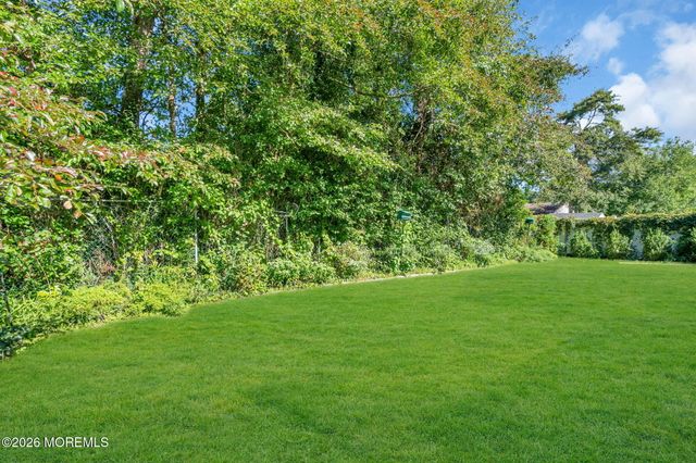 23 Dolphin Way, Waretown, NJ 08758