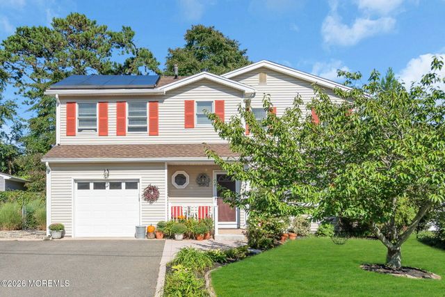 23 Dolphin Way, Waretown, NJ 08758