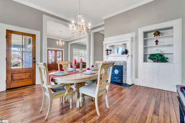 522 S Harper Street, Laurens, SC 29360