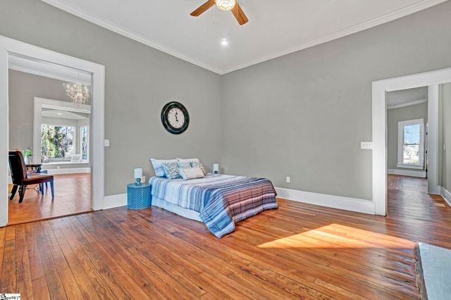 522 S Harper Street, Laurens, SC 29360