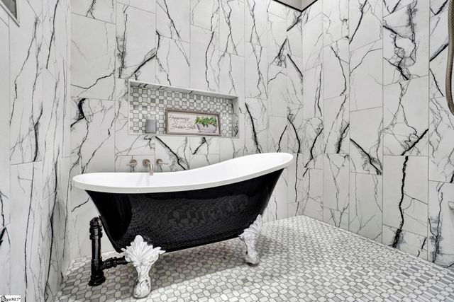 522 S Harper Street, Laurens, SC 29360