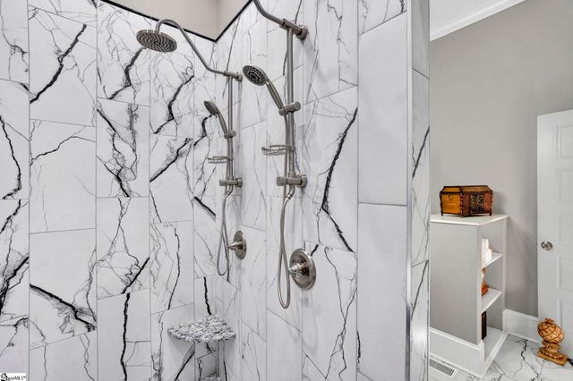 522 S Harper Street, Laurens, SC 29360