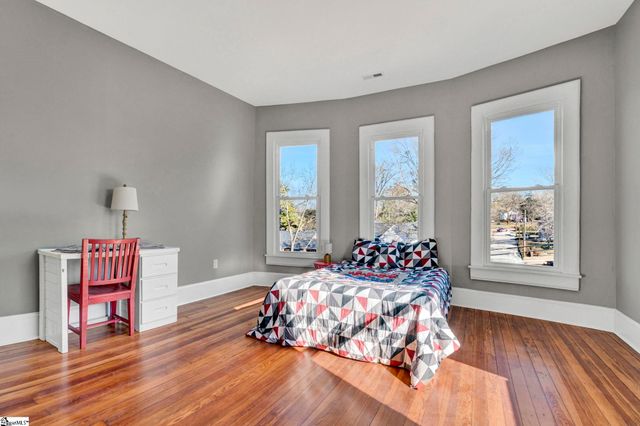 522 S Harper Street, Laurens, SC 29360