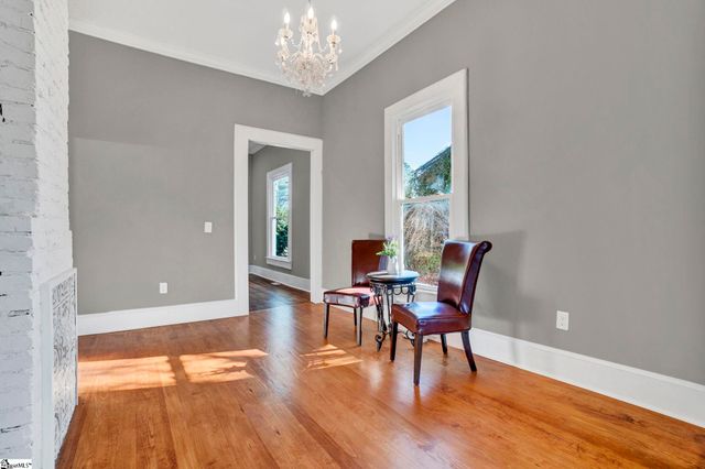 522 S Harper Street, Laurens, SC 29360