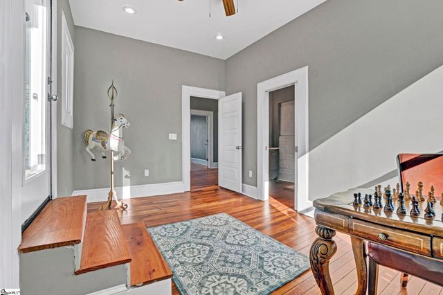 522 S Harper Street, Laurens, SC 29360