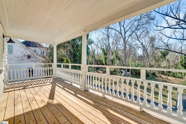 522 S Harper Street, Laurens, SC 29360