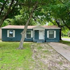 1505 Lynn Street, Bonham, TX 75418