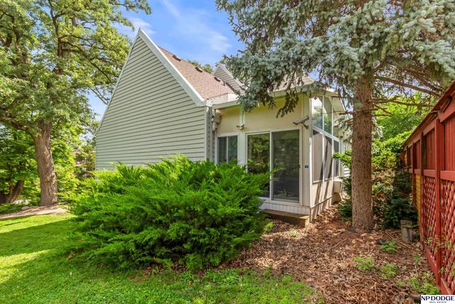 3621 Leavenworth Court, Omaha, NE 68105