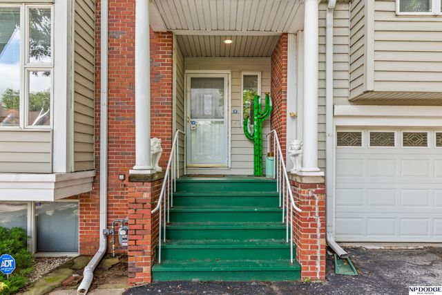 3621 Leavenworth Court, Omaha, NE 68105