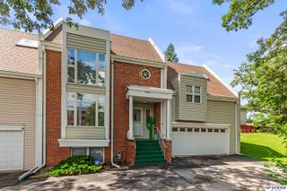3621 Leavenworth Court, Omaha, NE 68105