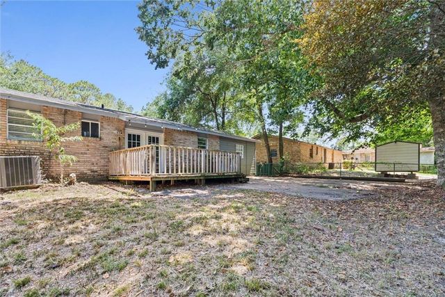 516 Woodlore Drive, Chickasaw, AL 36611