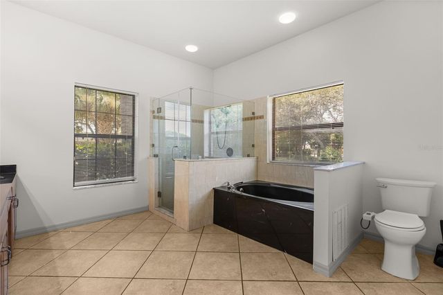 660 MOSS POINT COVE COURT, Debary, FL 32713