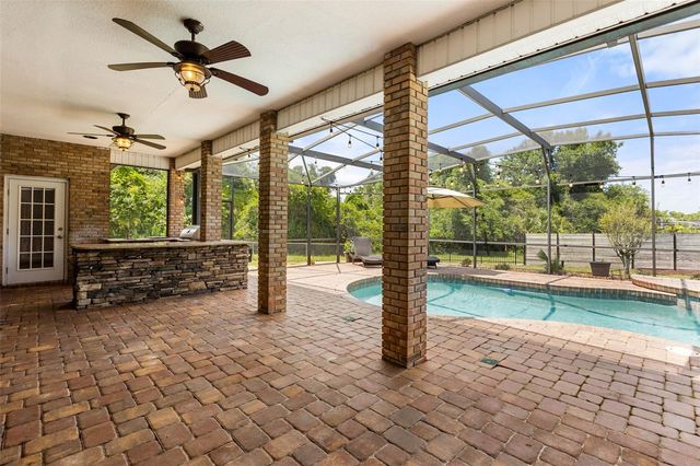 660 MOSS POINT COVE COURT, Debary, FL 32713