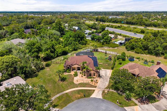 660 MOSS POINT COVE COURT, Debary, FL 32713