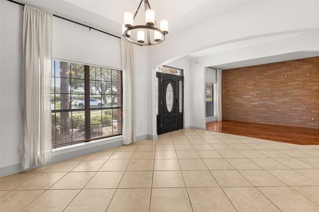 660 MOSS POINT COVE COURT, Debary, FL 32713