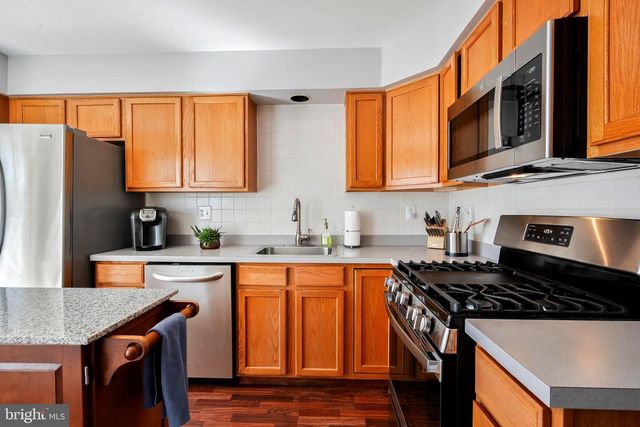 23 VOORHEES CT, Pennington, NJ 08534