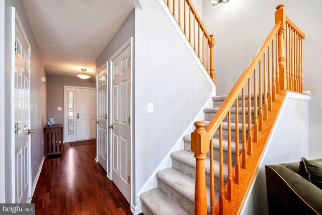 23 VOORHEES CT, Pennington, NJ 08534