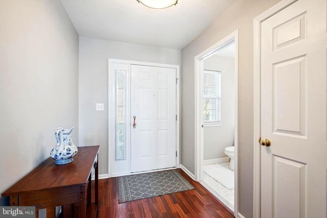 23 VOORHEES CT, Pennington, NJ 08534