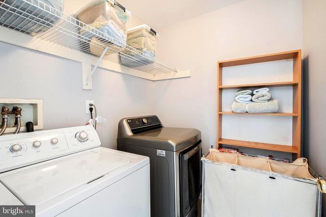 23 VOORHEES CT, Pennington, NJ 08534