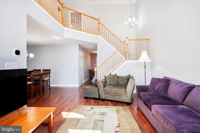 23 VOORHEES CT, Pennington, NJ 08534