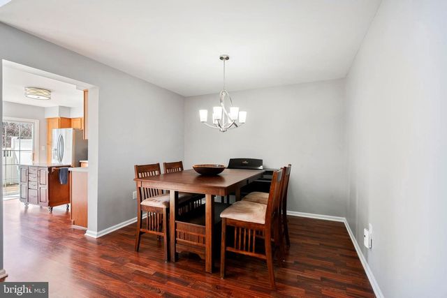 23 VOORHEES CT, Pennington, NJ 08534