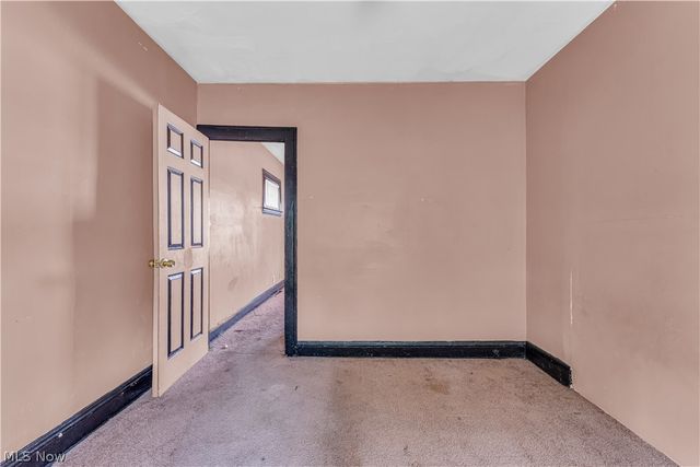 12504 Angelus Avenue, Cleveland, OH 44105