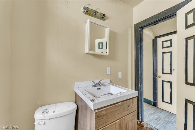 12504 Angelus Avenue, Cleveland, OH 44105