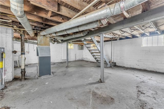 12504 Angelus Avenue, Cleveland, OH 44105