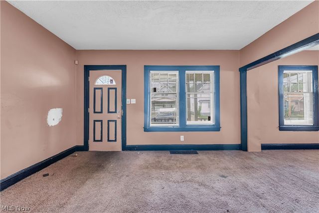 12504 Angelus Avenue, Cleveland, OH 44105