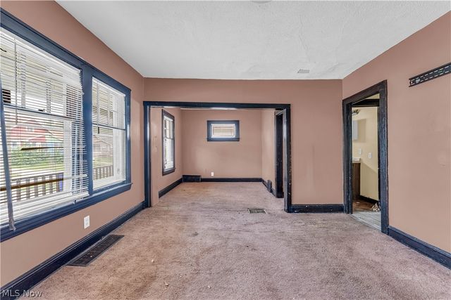12504 Angelus Avenue, Cleveland, OH 44105