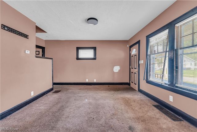 12504 Angelus Avenue, Cleveland, OH 44105