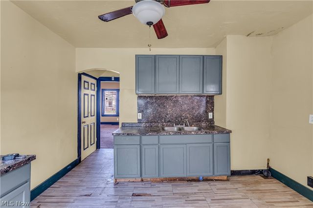 12504 Angelus Avenue, Cleveland, OH 44105