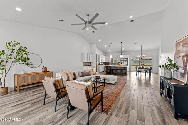 10076 W APPALOOSA Trail, Casa Grande, AZ 85194