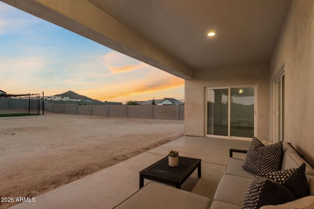 10076 W APPALOOSA Trail, Casa Grande, AZ 85194