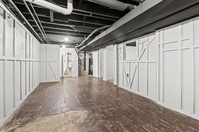 32325 Parkwood Street, Westland, MI 48186