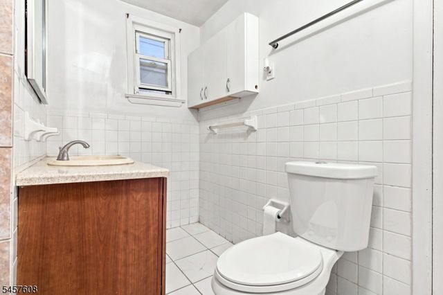 321 Ferry St, Newark City, NJ 07105