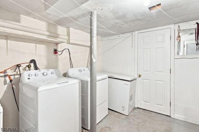 321 Ferry St, Newark City, NJ 07105